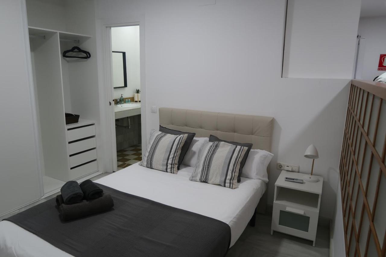 J & E Malaga Center Apartamentos Dış mekan fotoğraf