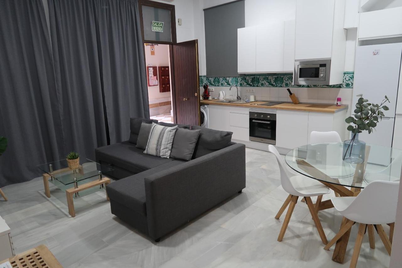 J & E Malaga Center Apartamentos Dış mekan fotoğraf